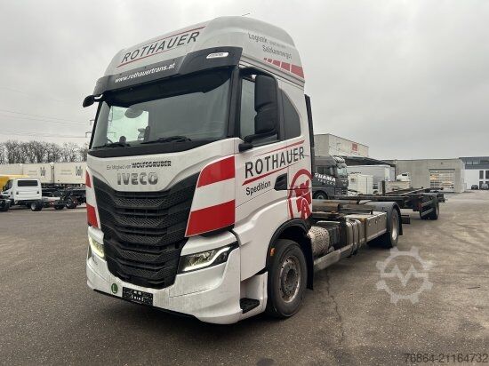 Автомобиль с заменяемым кузовом IVECO S-WAY AS190S/FP BDF,   WECHSELFAHRGESTELL