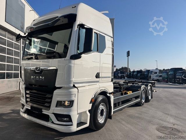 Автомобиль с заменяемым кузовом MAN TGX 26.470 6x2-4 LL - mit LBW