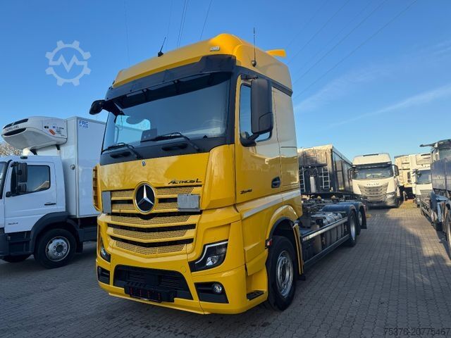 Автомобиль с заменяемым кузовом MERCEDES-BENZ ACTROS L 2548 SDG Aufbau AHK