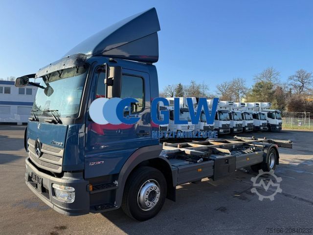 Автомобиль с заменяемым кузовом MERCEDES-BENZ ATEGO 1230 L BDF-Fahrgestell 7,85 m*Vollluft*AHK