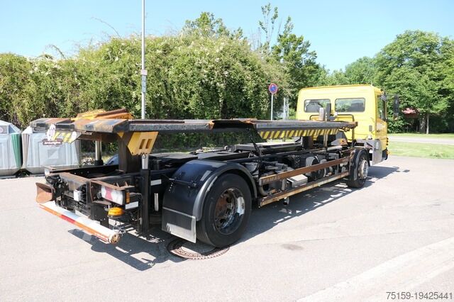 Автомобиль с заменяемым кузовом mercedes-benz KAMAG WBH 25 Wiesel Sattelkupplung Umsetzfahrz.