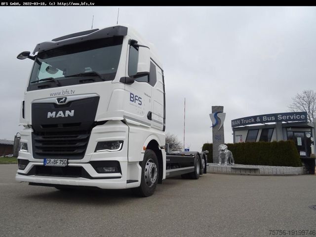 Автомобиль с заменяемым кузовом MAN TGX (TG3) 26.470 6x2-4 LL BDF Mildner