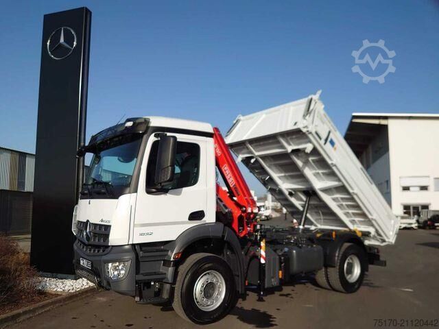 Самосвал Mercedes-Benz Arocs 1832 KK 4x2 Kipper+Kran Fassi F120+Funk