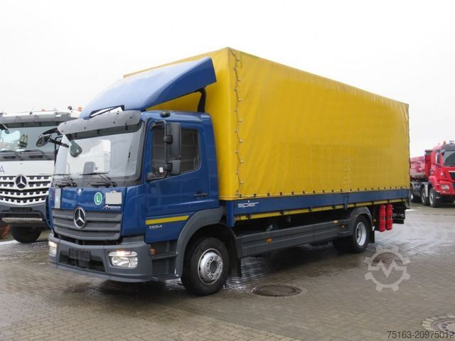 Бортовой грузовик с тентом MERCEDES-BENZ Atego 1224 L  Pritsche LBW LBW 1.5to