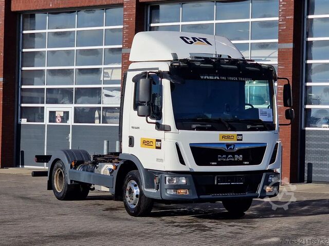Шасси с кабиной MAN TGL 8.220 Chassis - 4x2 - 7.5T - 3.05 WB - Euro...