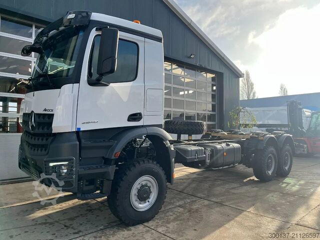 Шасси с кабиной Mercedes-Benz Arocs 3340 A 6x6 Chassis cabin