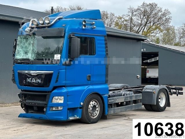 Шасси грузовика MAN TGX 18.440 4x2 Fahrgestell Euro6 *Unfallschaden*