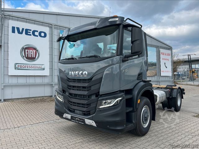 Шасси грузовика IVECO X-WAY AD200X48/P HR ON+*HI-Traction*für Kipper