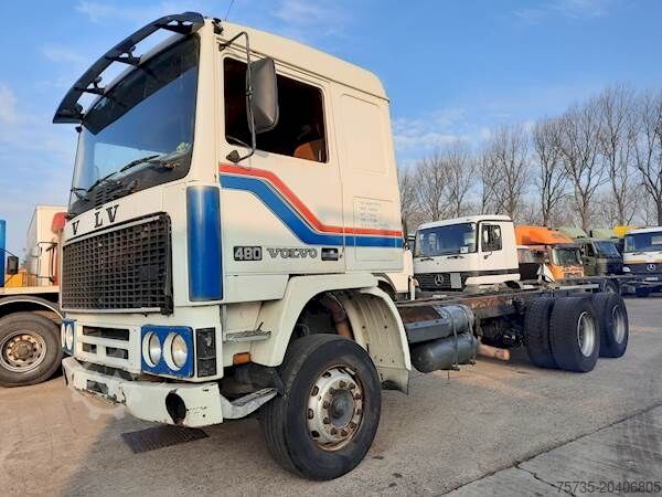 Шасси с кабиной VOLVO F 12 6*4 STEEL SUSPENSION