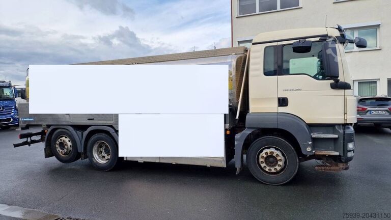 Шасси грузовика MAN TGS 26.360 6x2