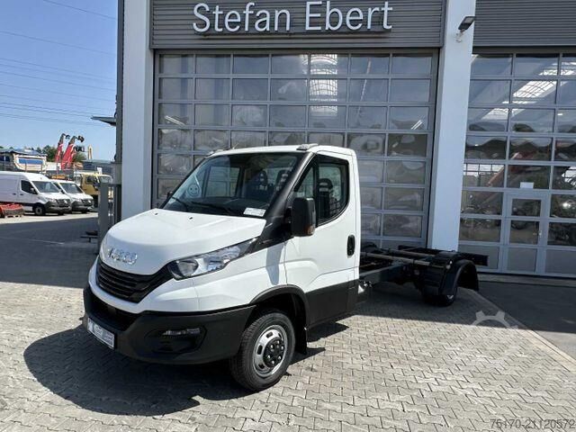 Шасси с кабиной Iveco Daily 50C18 H 3.0L *R4.350mm*Klima*