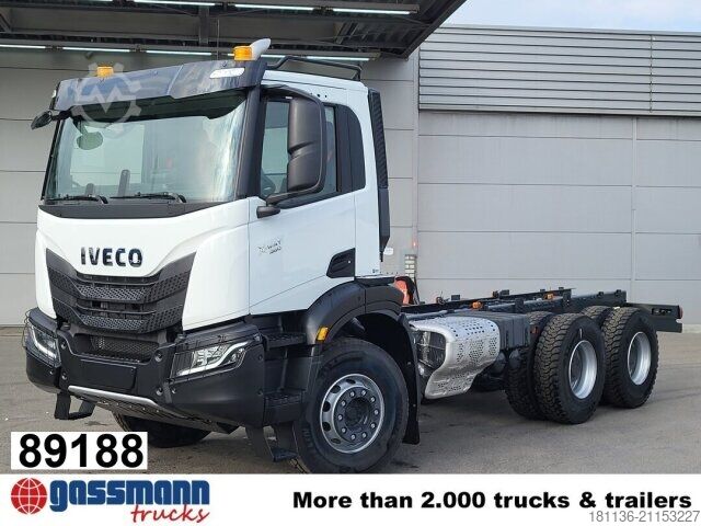 Шасси грузовика Iveco X-Way AD300X46Z 6x4, Retarder, Navi
