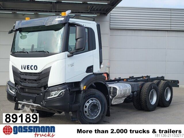 Шасси грузовика Iveco X-Way AD300X46Z 6x4, Retarder, Navi