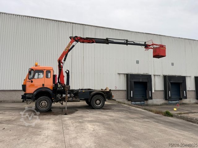 Автовышка MERCEDES-BENZ SK1924 /ALLRAD / Palfinger 9501 + Arbeitskorb