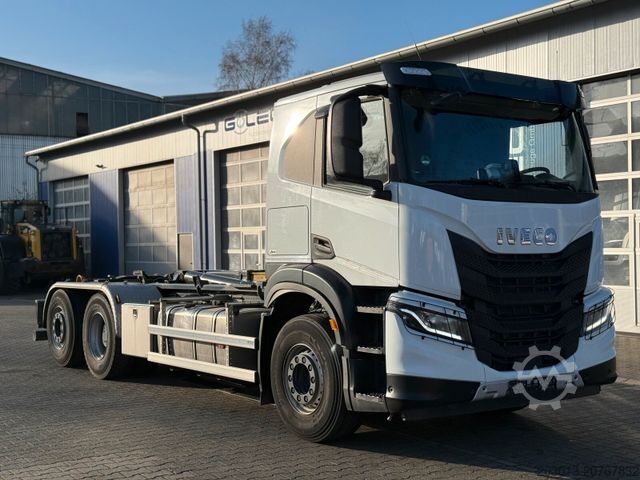 Крюковой мусоровоз IVECO X-Way 480 6x2 Abrollkipper Palfinger PH T20 SLD5