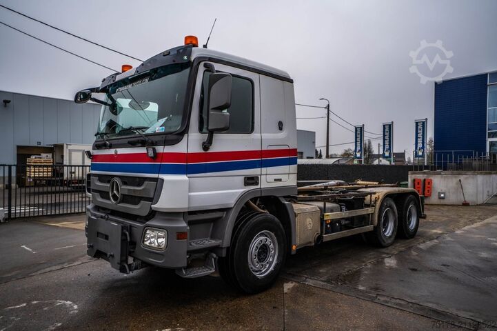 Система крюкообразных рычагов MERCEDES ACTROS 2641 L-MP3