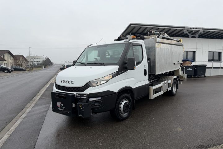 Крюковой мусоровоз Iveco 70C17H P Daily Hiab / Swiss-Vehicle