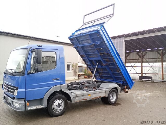 Самосвал с трехсторонней разгрузкой Mercedes-Benz Atego 815 Dreiseitenkipper Meiller 3-Sitzer AHK...