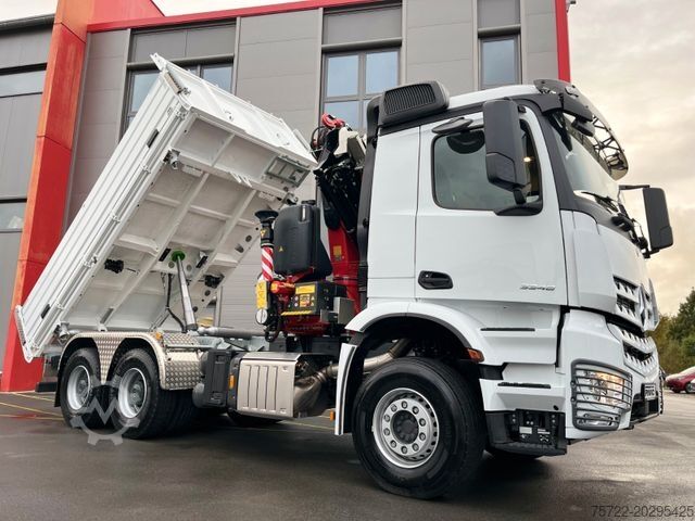 Трехсторонний самосвал MERCEDES-BENZ AROCS 3348 6x4 Dreiseitenkipper FASSI F255A