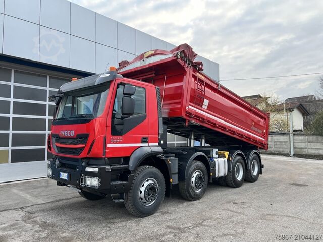 трехсторонний самосвал Iveco Trakker 500