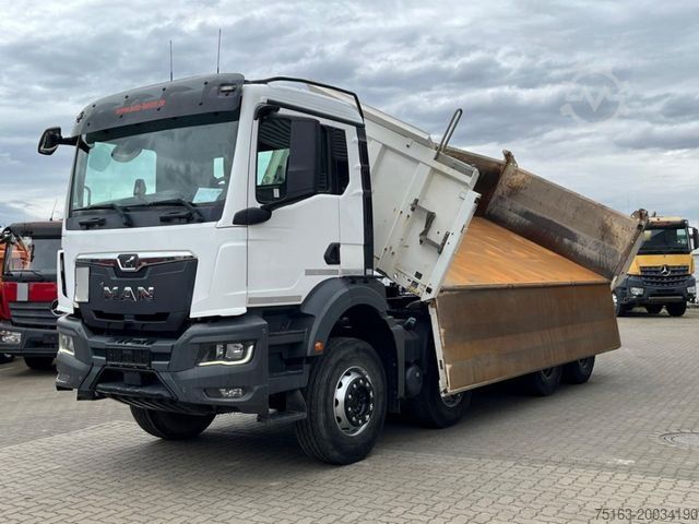 Трехсторонний самосвал MAN TG-S 37.470 8x4 4-Achs Kipper Meiller Bordmatik