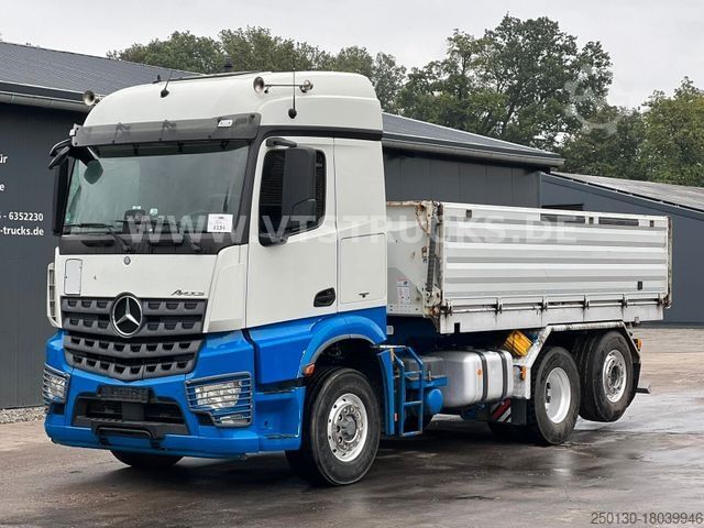 Трехсторонний самосвал MERCEDES-BENZ Arocs 2651 6x4HAD BL Meiller DSK Bordmatik