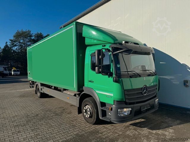 Фургон (грузовой автомобиль) MERCEDES-BENZ Atego 1524 L 7.2 m Koffer LBW2t Seitentür Kamera