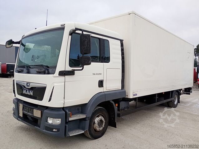 Закрытый кузов MAN TGL 12.250 Koffer 3-Sitzer Euro 6 4x2 AHK LBW