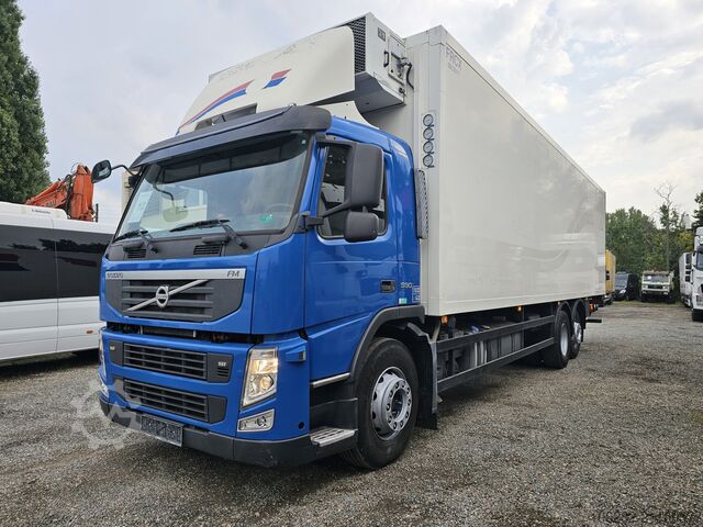 рефрижераторный грузовик Volvo FM330 Multizone Lenk u. Kühlkoffer