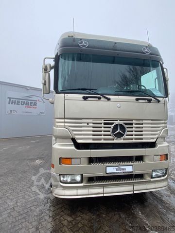 Скотовоз MERCEDES-BENZ Actros 2635   6 Pferde  Roelofsen,