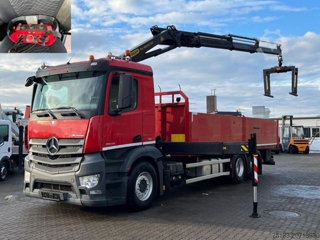 Кран-манипулятор на шасси грузовика MERCEDES-BENZ Antos 2542 6x2 Pritsche Kran Palfinger PK 18002.