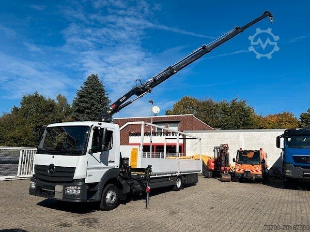Кран-манипулятор на шасси грузовика MERCEDES-BENZ 1221 Pritsche + HIAB XS077 ES 3 - 4x2 weiß