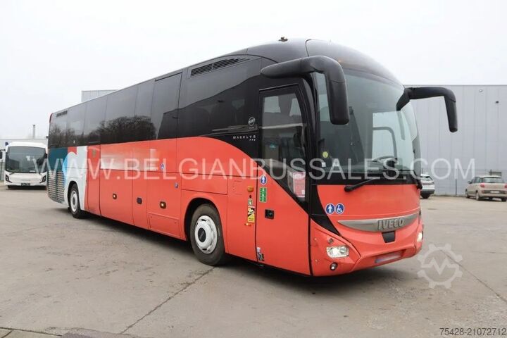 туристический автобус Iveco Magelys Pro / 12.8m / Euro 6 / Full option / Lift