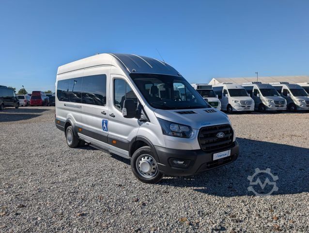 Автобус FORD Transit
