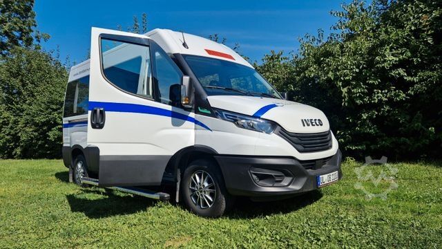 Минибус IVECO Daily C35 M1 9 Sitzer sauberes Fahrzeug