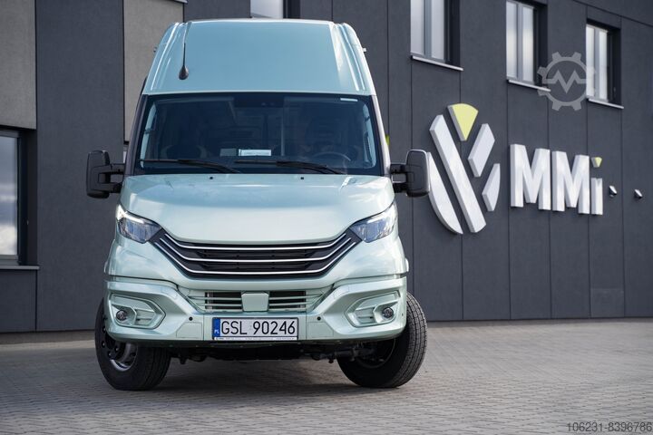Микроавтобус MMi Iveco Daily Tourist