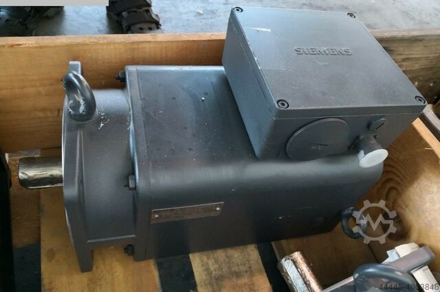 Мотор SIEMENS 1FT5102-0AG01-2