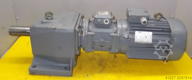 Двигатель редуктора 1,0/1,5 кВт 21/43 об/мин KEB ZG3/08.10/DK100LX8/4