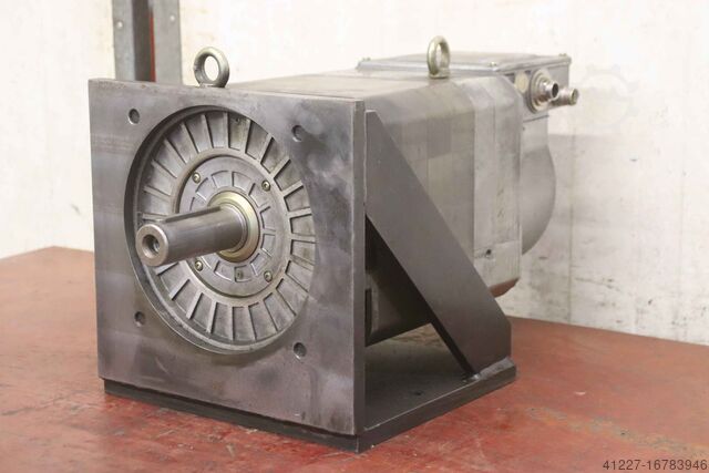 Серводвигатель 350 В 16,5 кВт Siemens 1PH7131-2NF02-0BC0