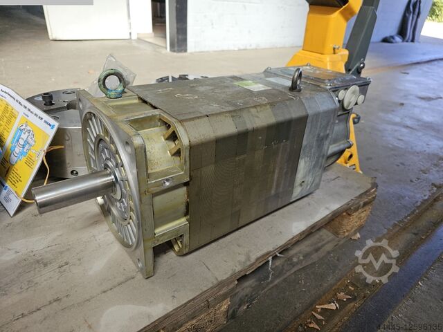 Двигатель SIEMENS 1PH7137-7NZ32-0DJ0-Z