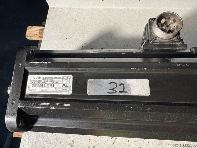 Двигатель INDRAMAT-Rexroth MDD093C-F-040-N2L-110GR0