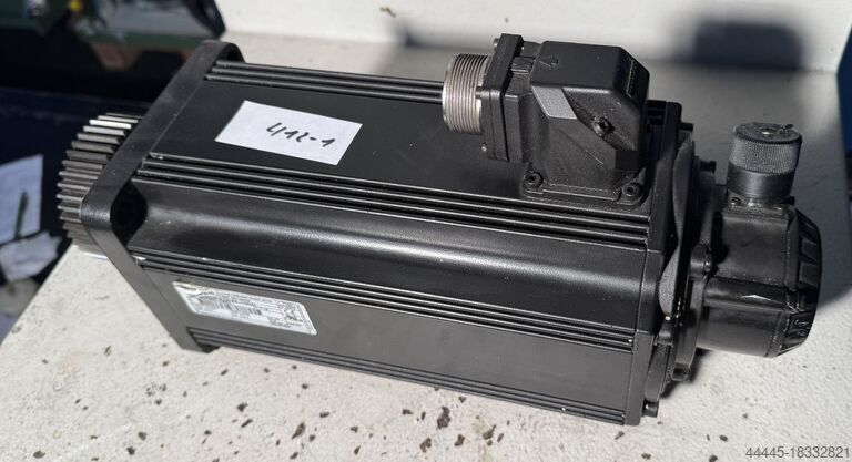 Двигатель REXROTH MDD093B-N-030-N2L-110GA2