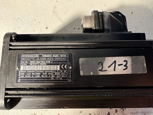 Двигатель INDRAMAT MDD071C-N-030-N2S-095GA0