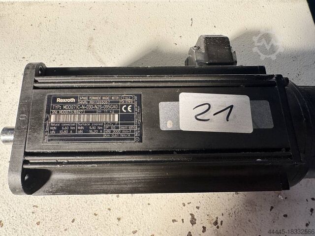 Двигатель INDRAMAT MDD071C-N-030-N2S-095GA0