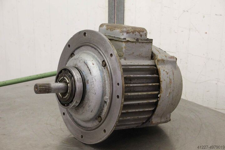 электродвигатель 4,5 кВт 920 об/мин Balkancar KR 2011-6