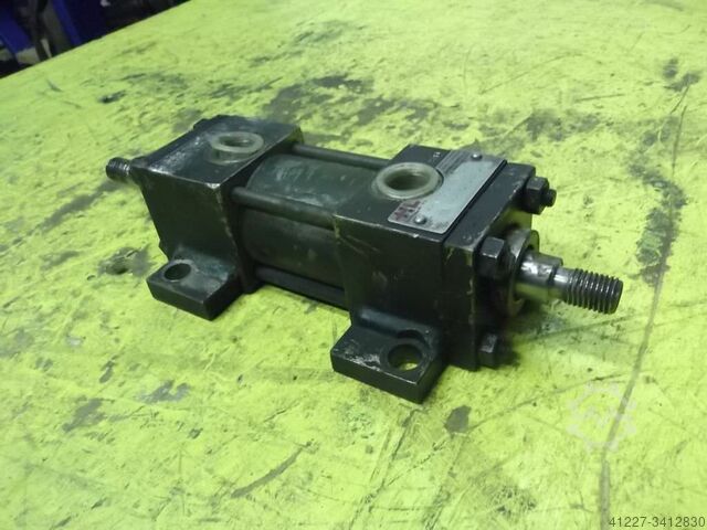 Гидравлический цилиндр Hydro - Line 38/16-20-D-P-L-M1