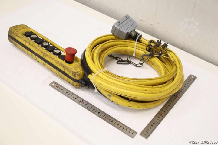 Пульт дистанционного управления краном Demag 6x Wahltaste, 2-stufig  Stecker 16- polig