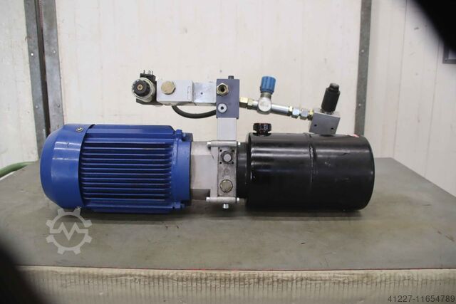 Гидравлическая силовая установка 3,0 кВт Kramp EM100LB4-B14-500