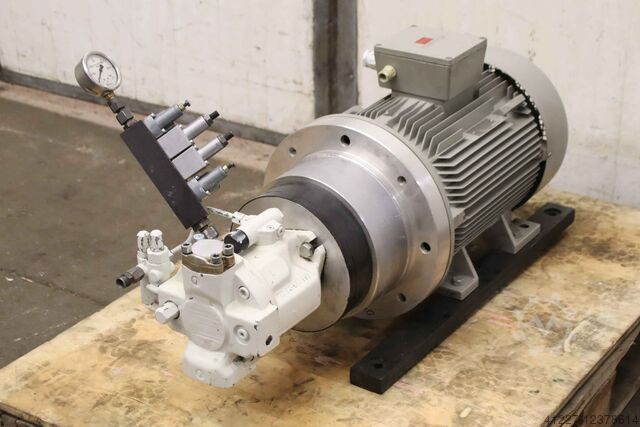 Гидравлический насос Rexroth LA10VS0 45 DFLR/31R-PPA12N00
