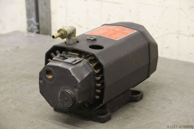 Вакуумный насос 10/12 м³/ч Becker VT 3.10